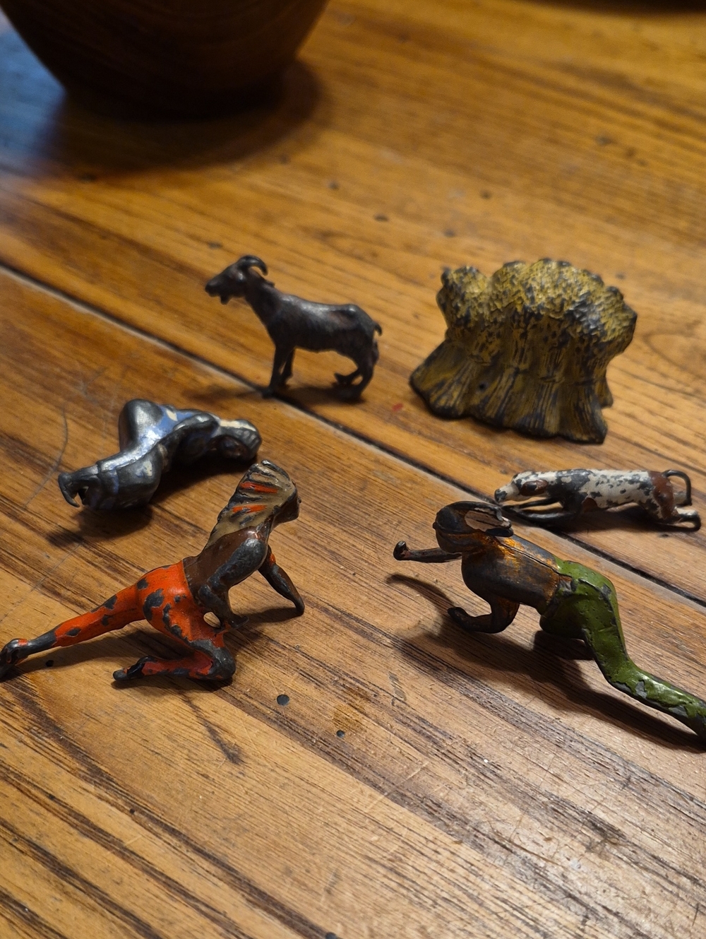 Vintage Metal Native American Figurine Set